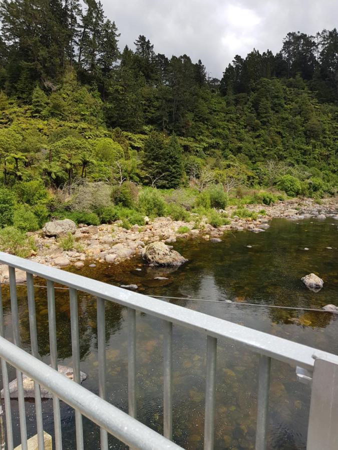 Paeroa Pukeko Lodge Exterior foto